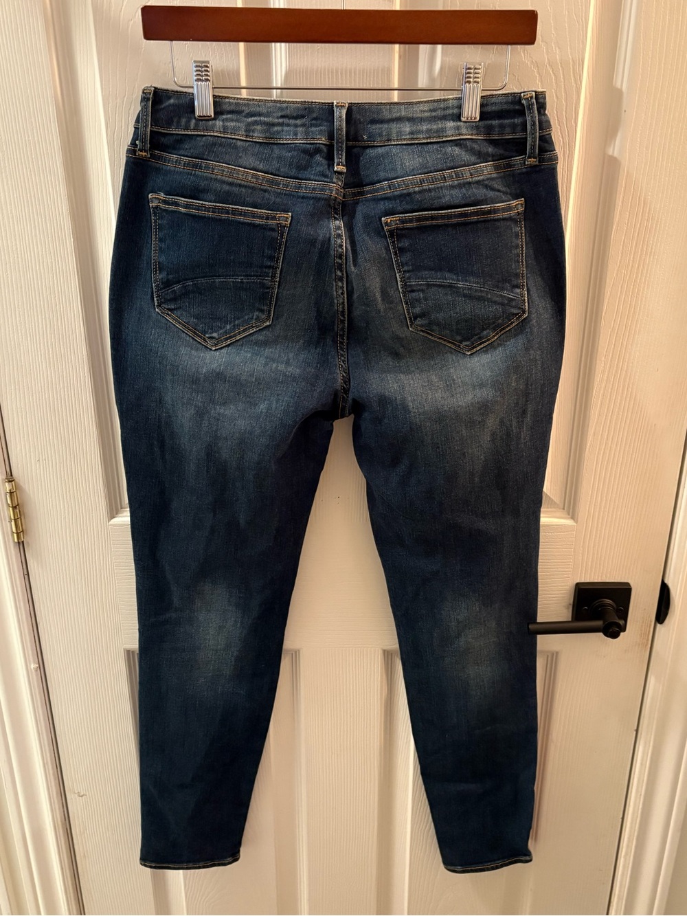 DRIFTWOOD Jeans with Red Logo on Cream Tag and Blue Denim - Picture 3 of 4